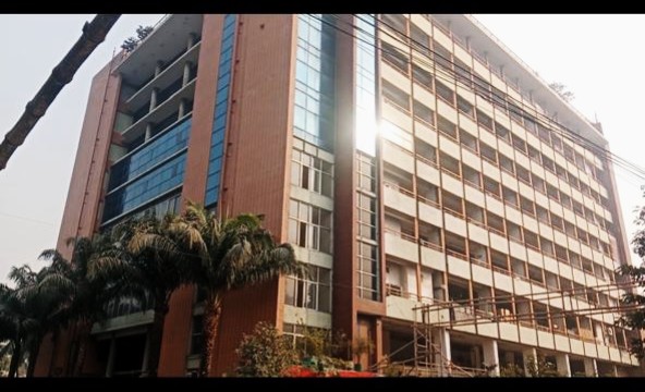 টঙ্গী বিসিকের পোশাক কারখানায় হঠাৎ অসুস্থ অর্ধশতাধিক শ্রমিক, ছুটি ঘোষণা