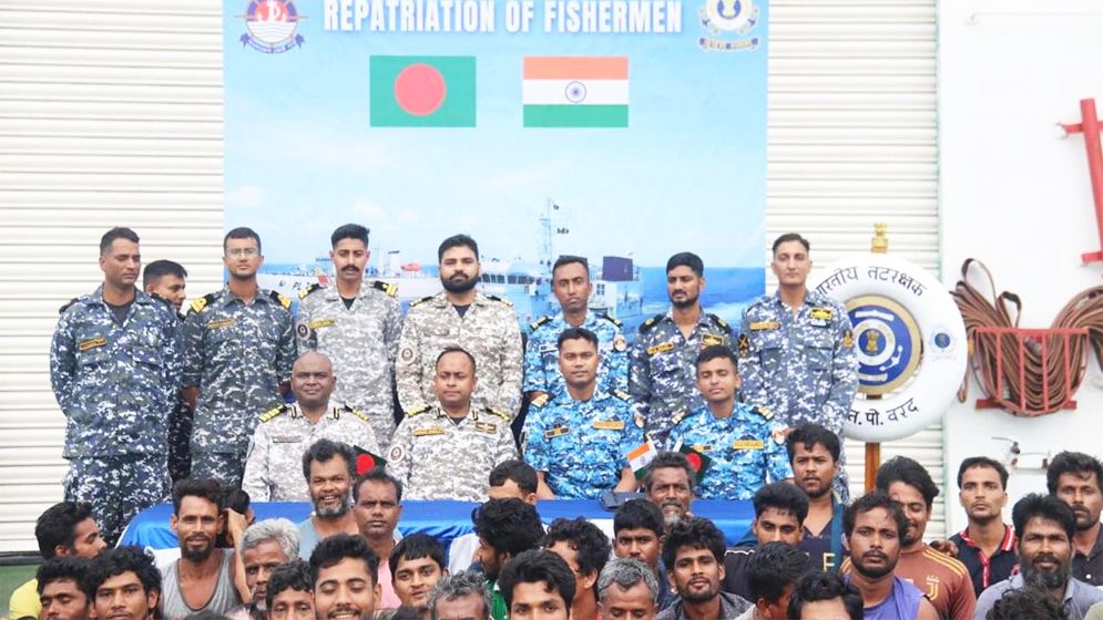 ভারতে আটক ৯১ বাংলাদেশি মৎস্যজীবী দেশে প্রত্যাবর্তন