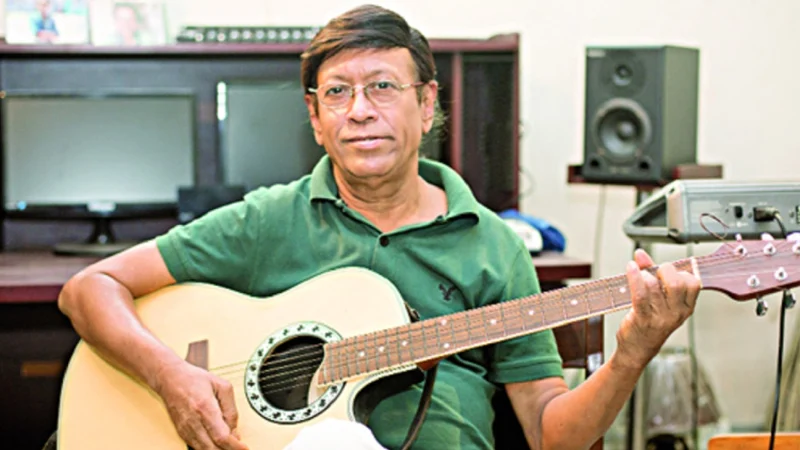 লাকী আখান্দের জন্মদিনে প্রকাশ পেল অপ্রকাশিত গান ‘উড়ছে ধুলো ছুটছে ঘোড়া’
