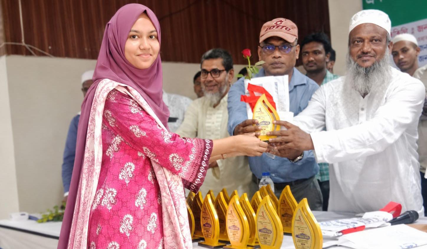 উত্তর ধরলা ফাউন্ডেশন কর্তৃক ভূরুঙ্গামারীতে এসএসসি জিপিএ-৫ প্রাপ্ত শিক্ষার্থীদের সংবর্ধনা