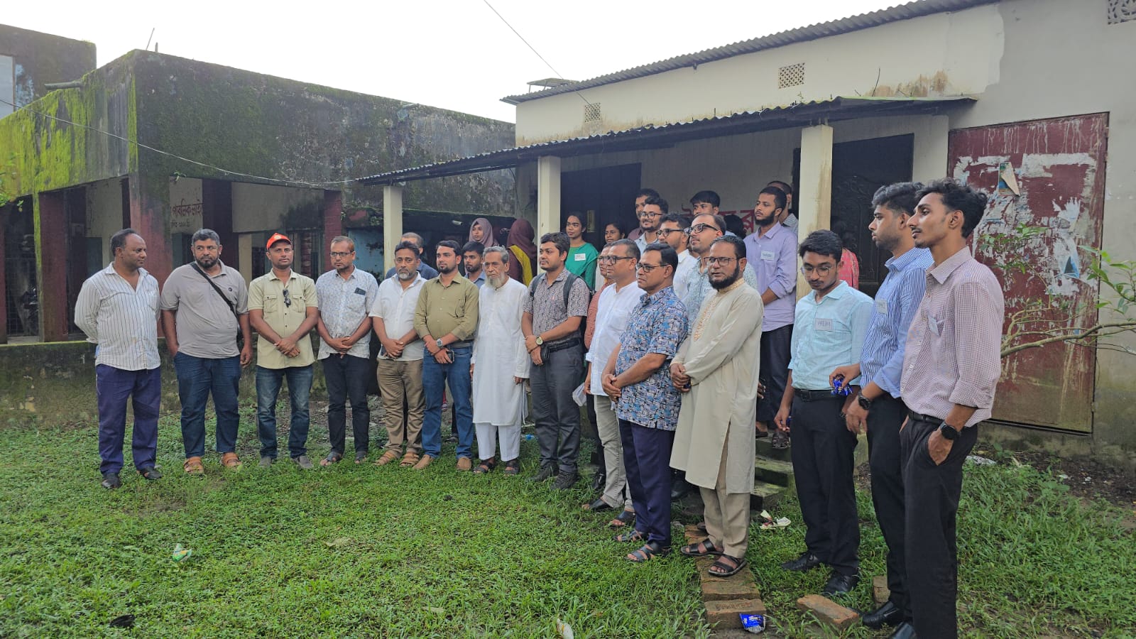 বারহাট্টায় কৃষি বিশ্ববিদ্যালয়ের ফিল্ড ভিজিটের শিক্ষার্থীদের সাথে সাংবাদিকদের মত বিনিময় 