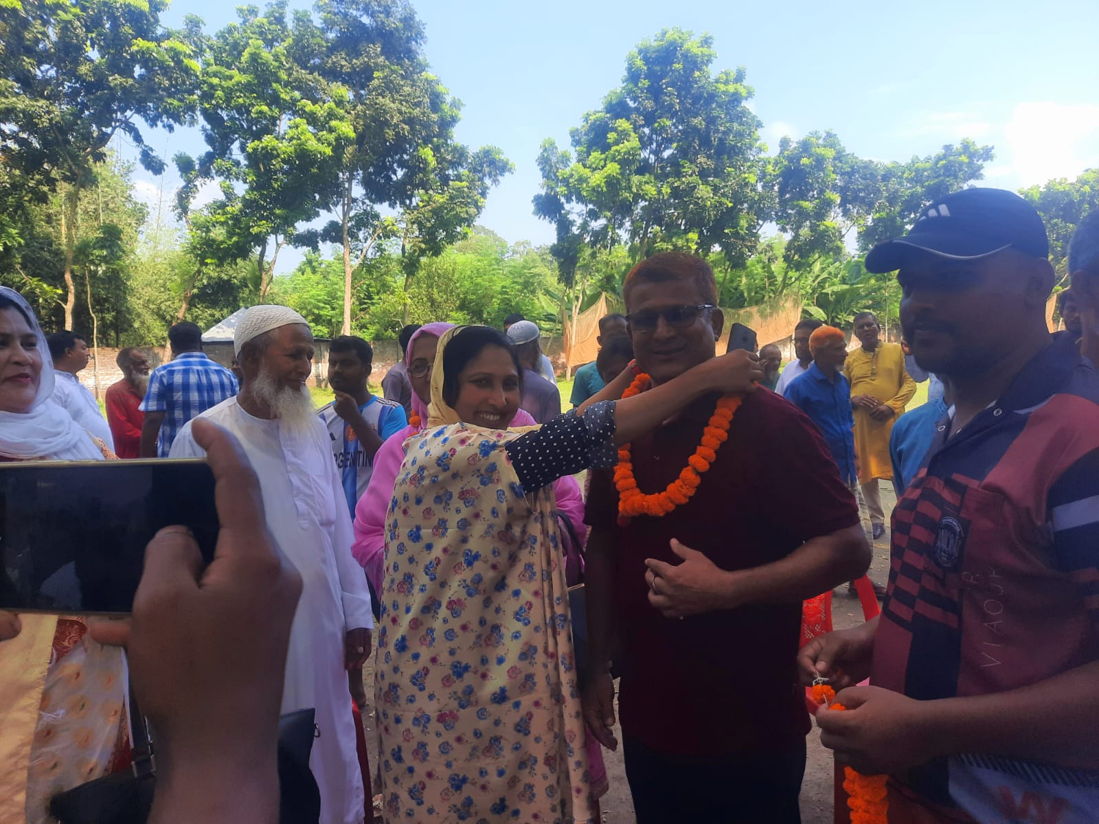 পোড়ার,হাট ইয়াং স্পোর্টিং ক্লাবের বিজয়োৎসব ও পিকনিক অনুষ্ঠিত | Porarhat Young Sporting Club Victory Celebration