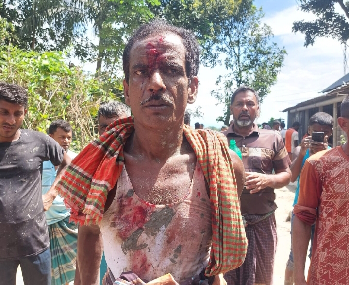 মদনে পূর্বশত্রুতার জেরে দুই পক্ষের তুমুল সংঘর্ষ, নারীসহ আহত ২৪.