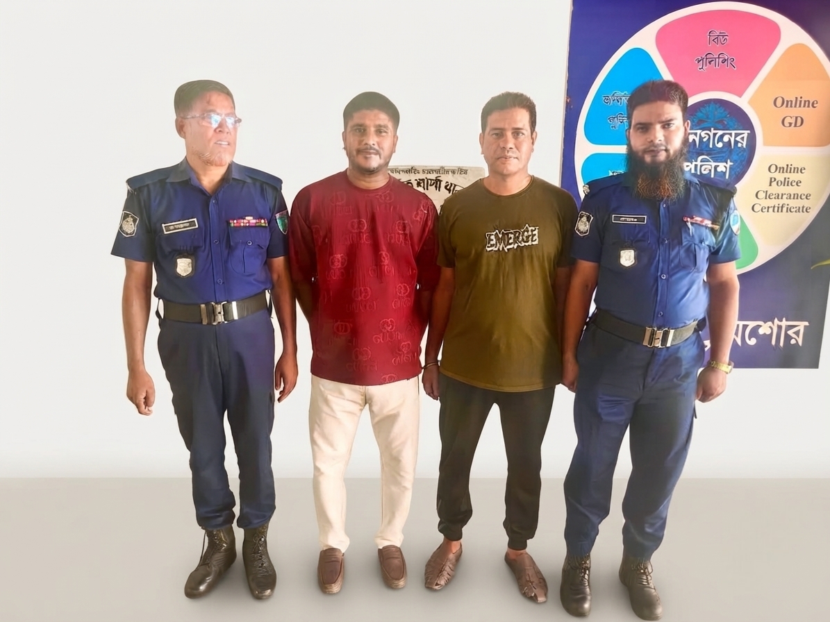 শার্শা থানা পুলিশের অভিযানে নিষিদ্ধ সংগঠন ছাত্রলীগের সভাপতিসহ আটক-২