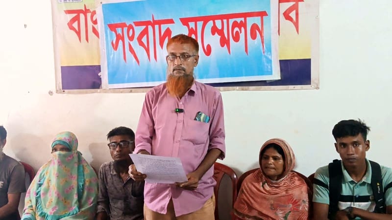 পলাশবাড়ীতে জমিসংক্রান্ত বিরোধের জেরে বসতবাড়িতে হামলা ও হুমকির শিকার একটি পরিবার