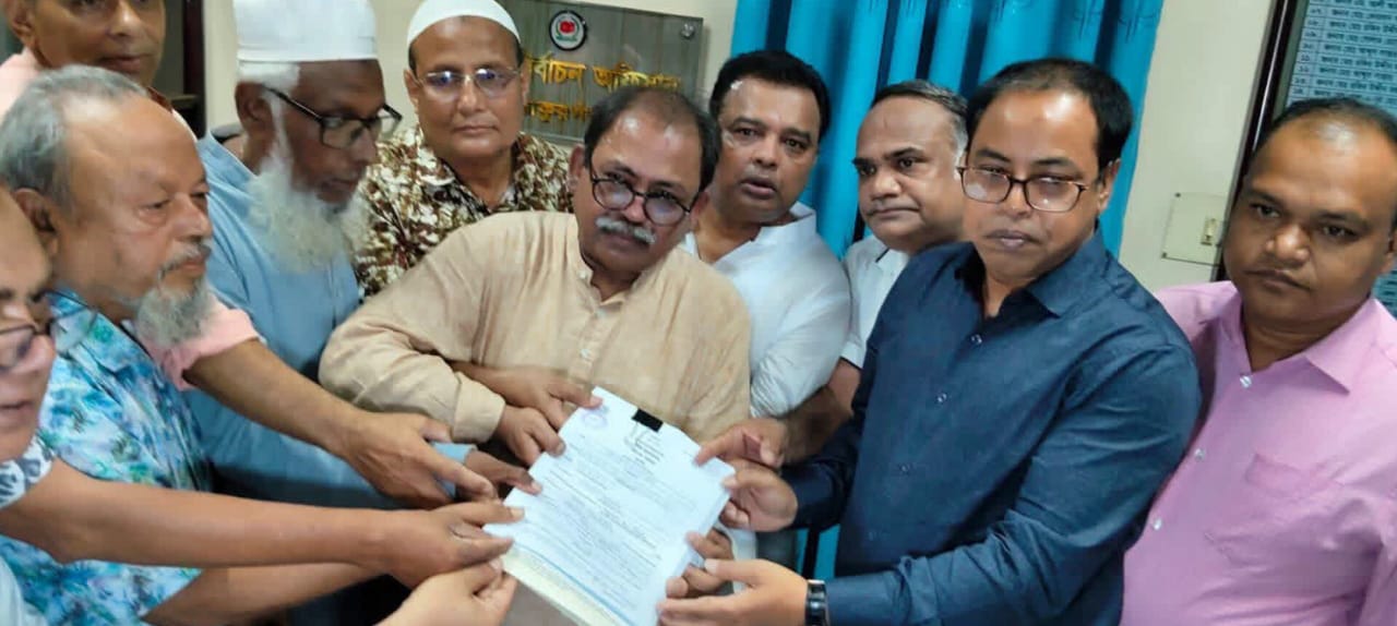 ঠাকুরগাঁও-১: মনোনয়ন জমা দিলেন ফয়সল