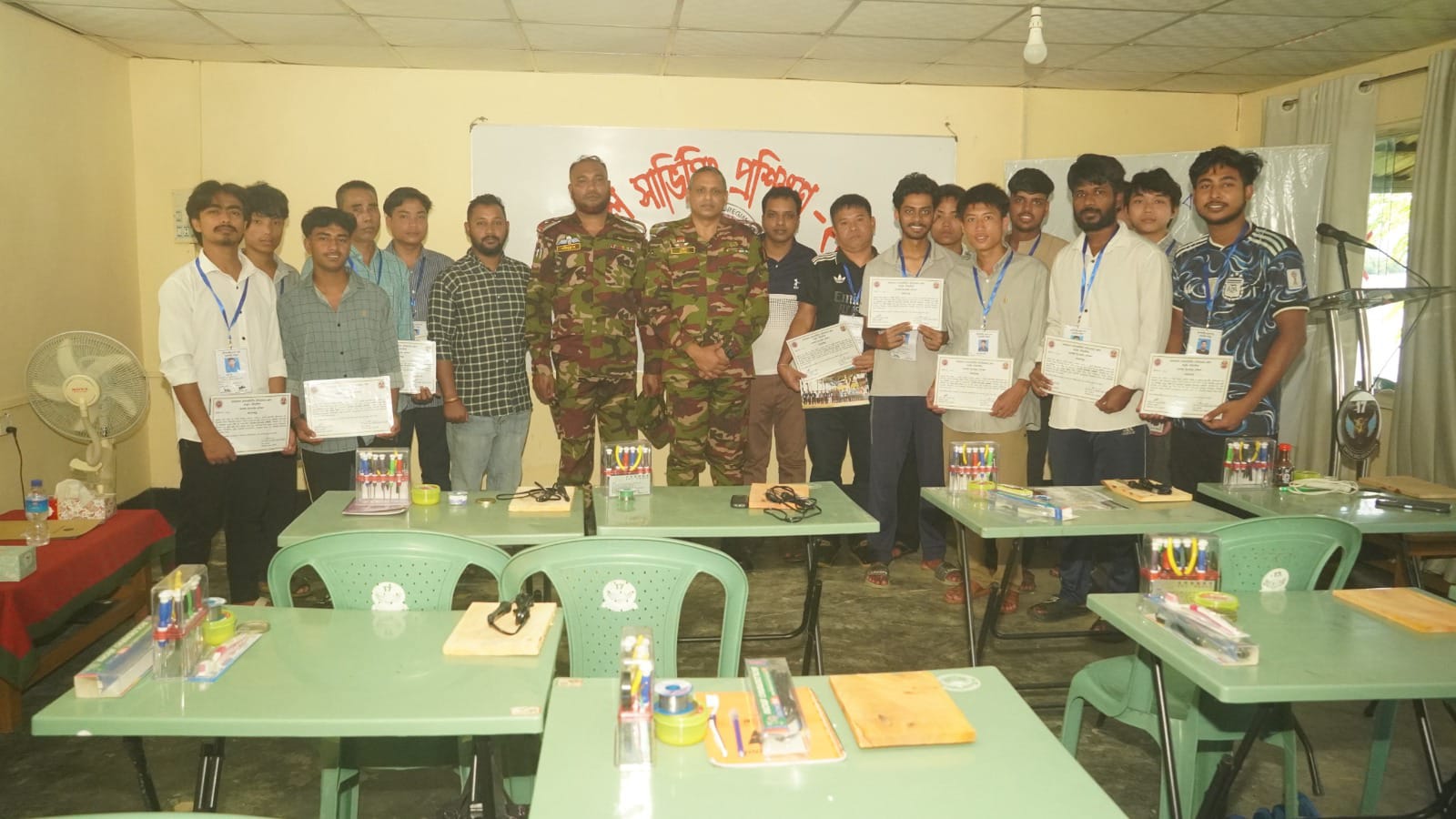 নানিয়ারচর জোনের উদ্যোগে মোবাইল সার্ভিসিং প্রশিক্ষণ সমাপ্ত, সনদপত্র বিতরণ