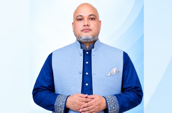 ৫৭ নম্বর ওয়ার্ডের উন্নয়নে নতুন প্রত্যয়, নাগরিক সেবার অঙ্গীকার নিয়ে ভোটারদের দ্বারে মোশতাক সরকার টুটুল
