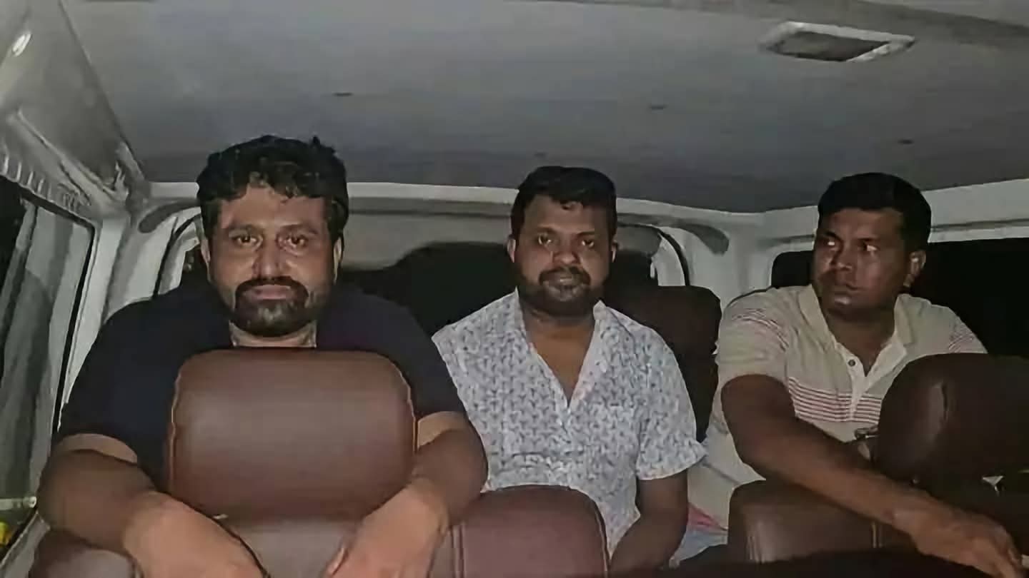 ঝিনাইদহে নিষিদ্ধ ছাত্রলীগের সহ-সভাপতি তুহিন রেজাসহ আটক ৩