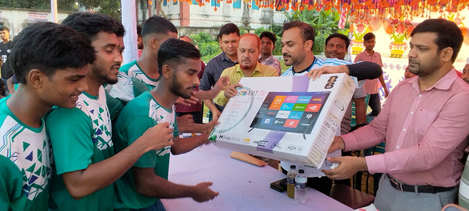 কালীগঞ্জে মাদক বিরোধী মিনিবার ফুটবল টুনামেন্ট অনুষ্ঠিত 
